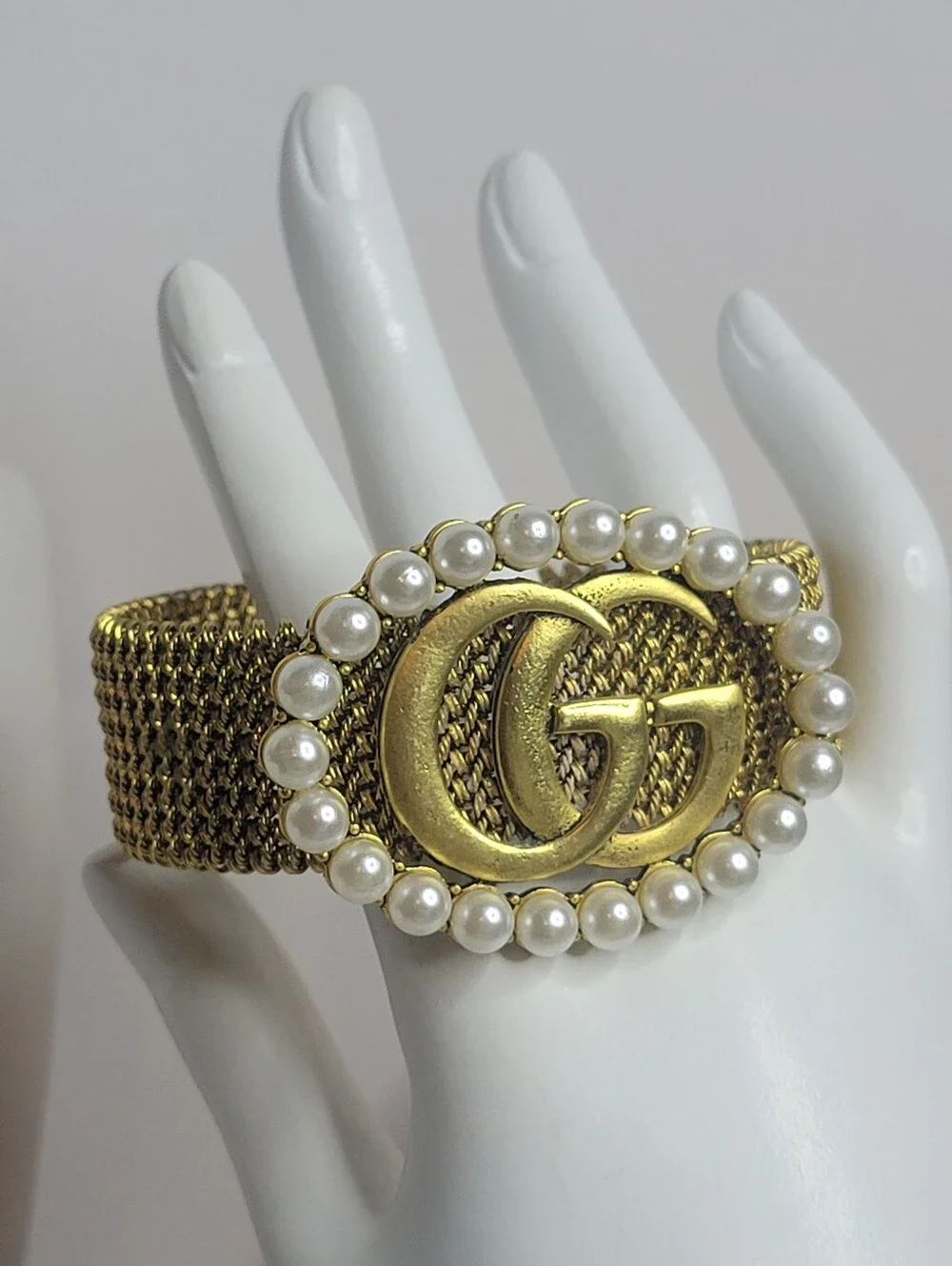 Gold/pearl GG Flexible Mesh Cuff Bracelet - Picture 2 of 5